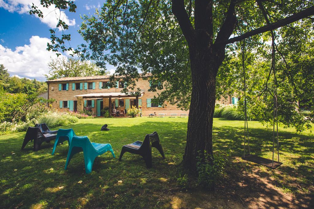 B&B I Fiori Della Cava Pesaro Exteriör bild